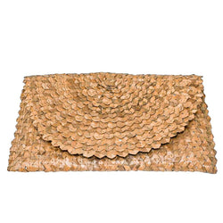 LIZZIE GRASS CLUTCH - CARAMEL