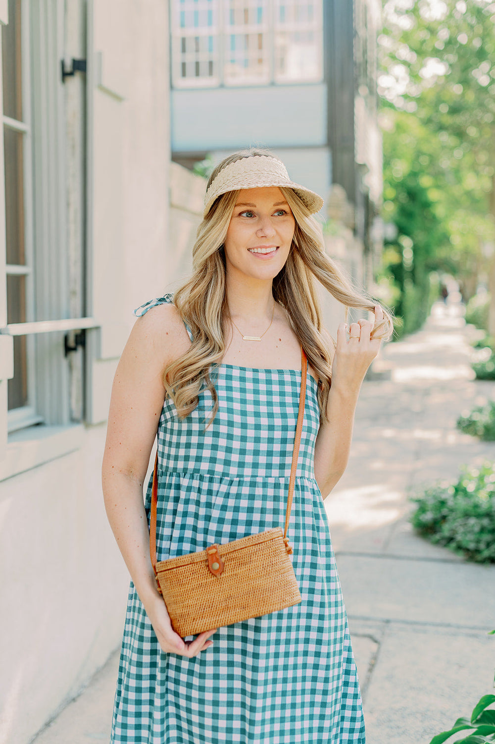 straw-sun-visor-natural-hats-  display picture 3